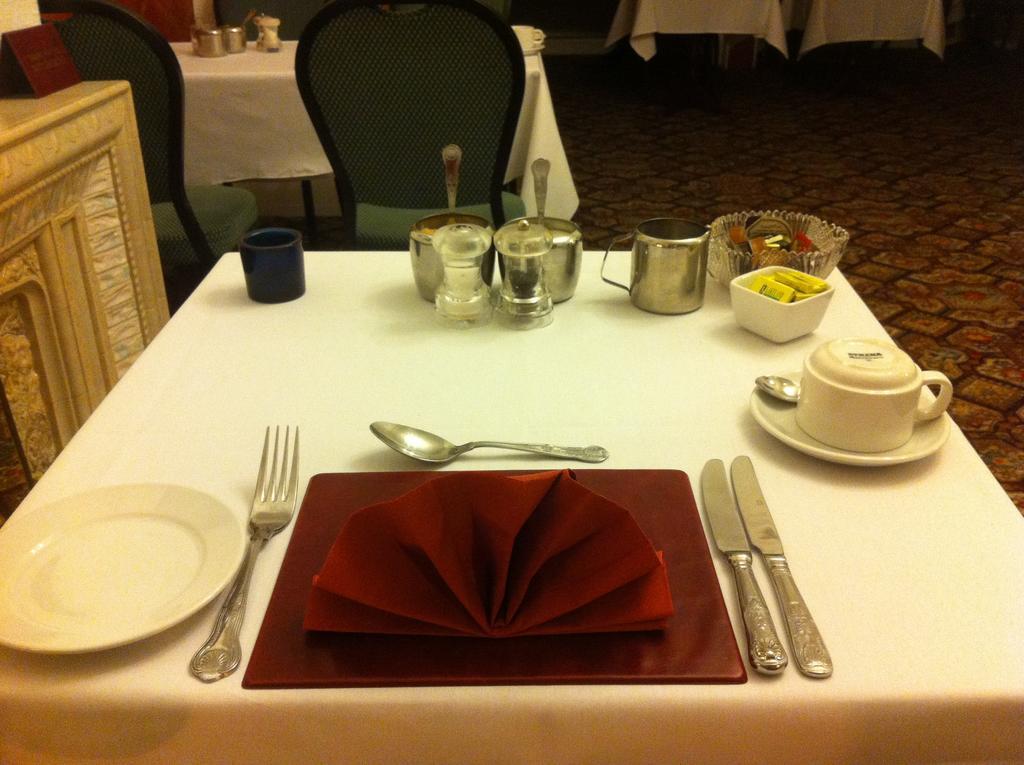 Lisdoonie Hotel Barrow-in-Furness Buitenkant foto