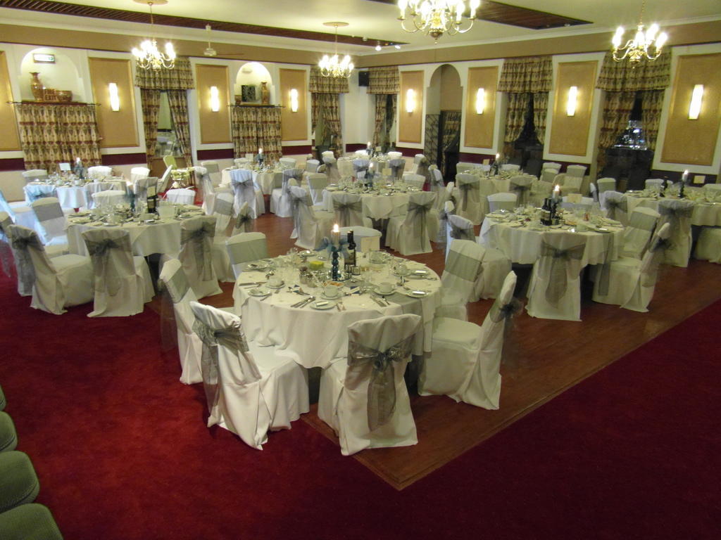 Lisdoonie Hotel Barrow-in-Furness Buitenkant foto