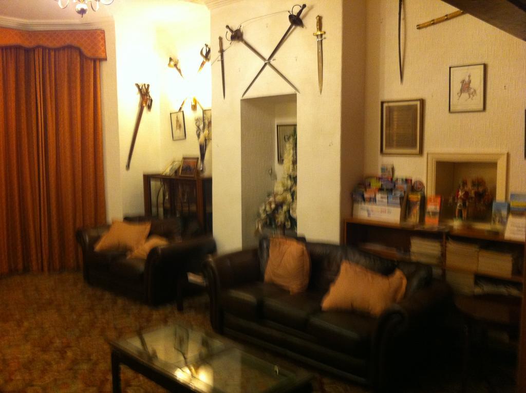Lisdoonie Hotel Barrow-in-Furness Buitenkant foto